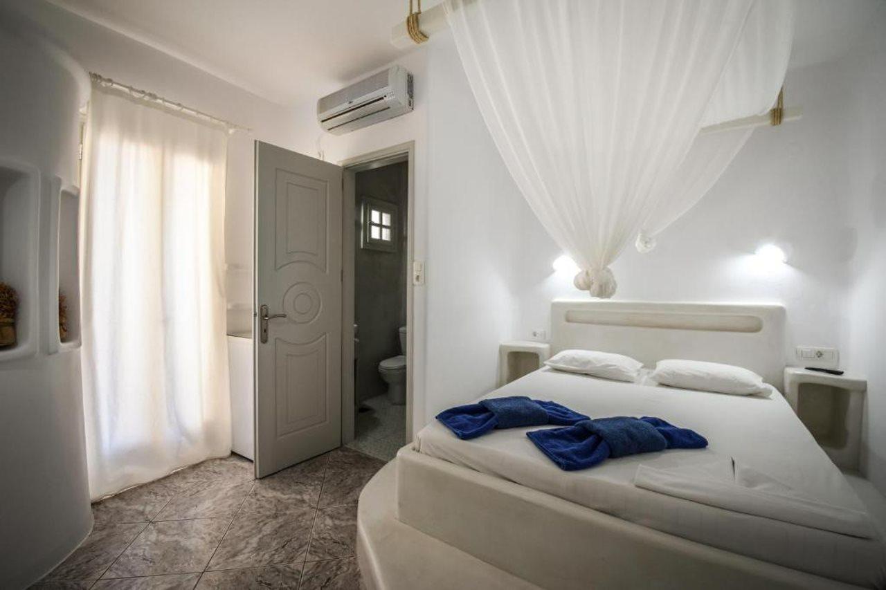 Christos Makrinos Rooms Adamantas  Bagian luar foto